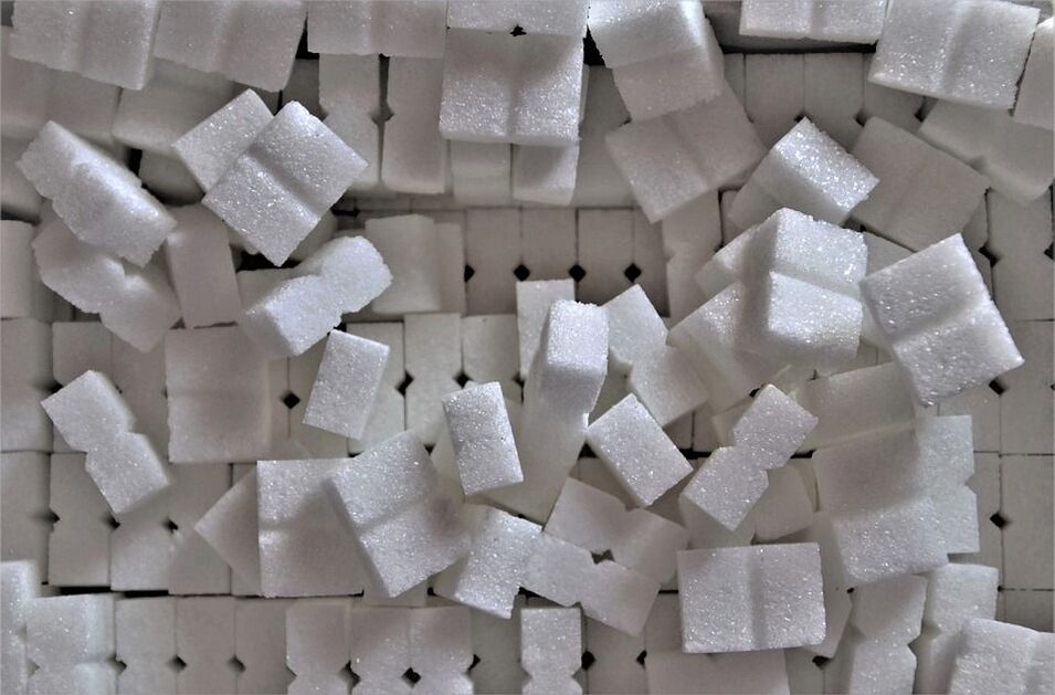 cukrus yra svorio metimo priešas