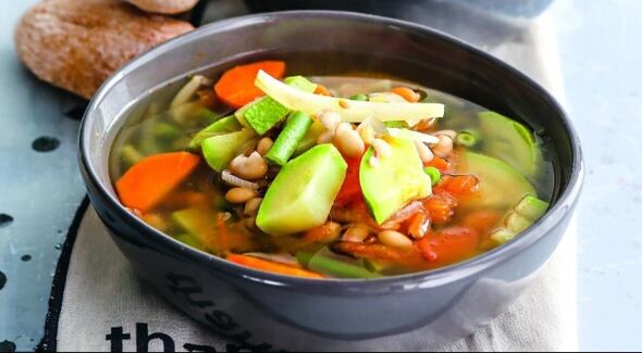 Daržovių sriuba – lengvas pirmasis Maggi dietos meniu patiekalas
